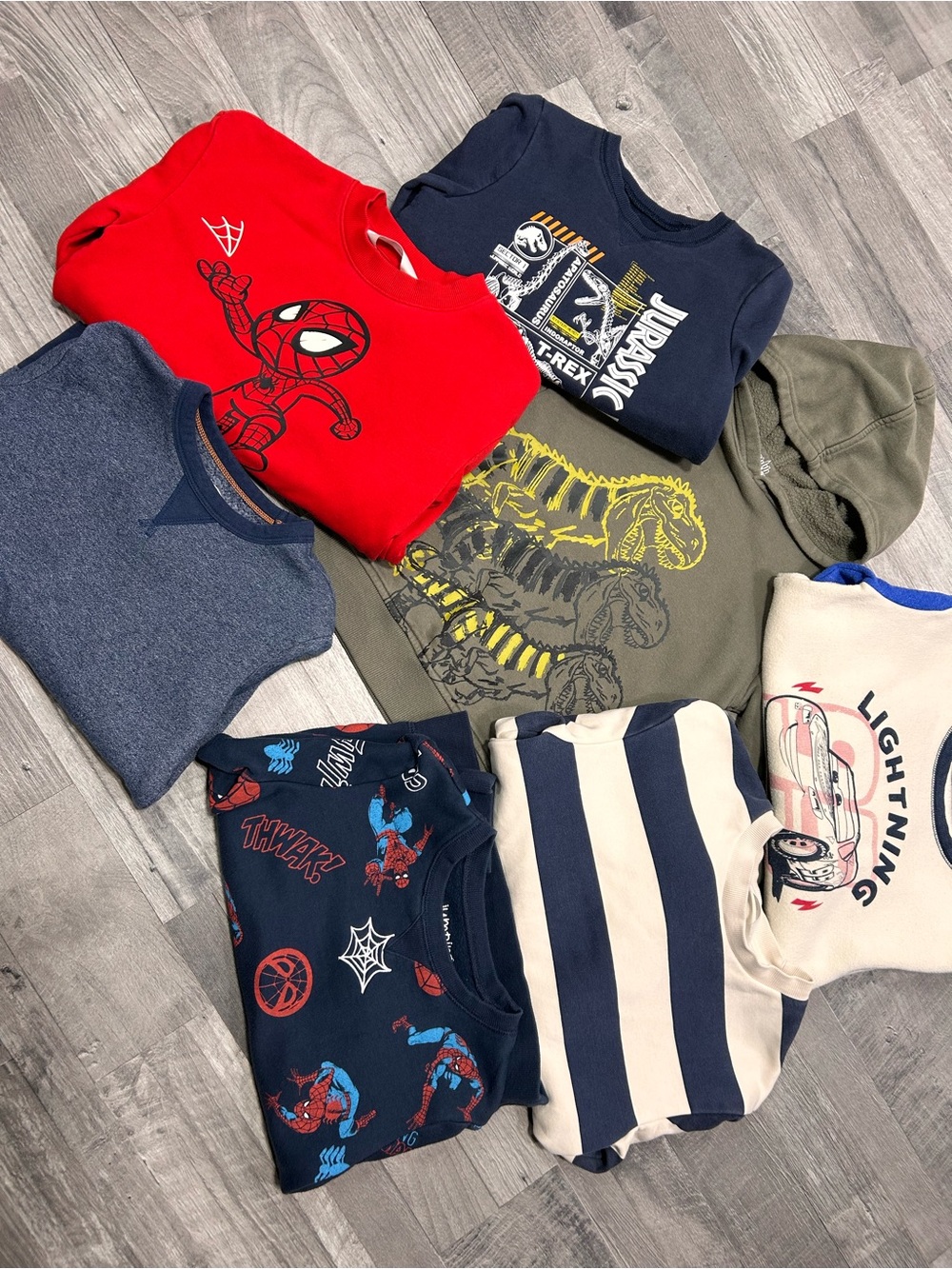 Toddler Boys Graphic Sweatshirt & Hoodies 6/7 Bundle